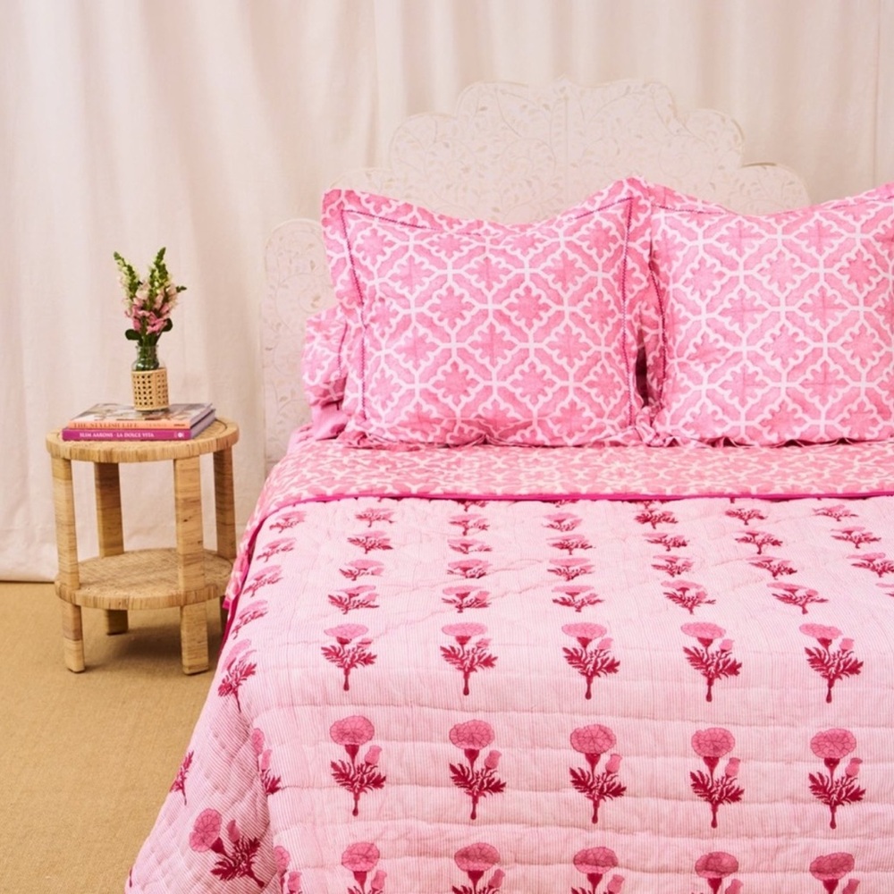 Roller Rabbit Queen Quilt